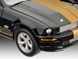Revell Germany 1/25 2006 Ford Shelby GT-H Car Kit