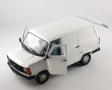 Italeri 1/24 Ford Transit Van Mk. II Kit