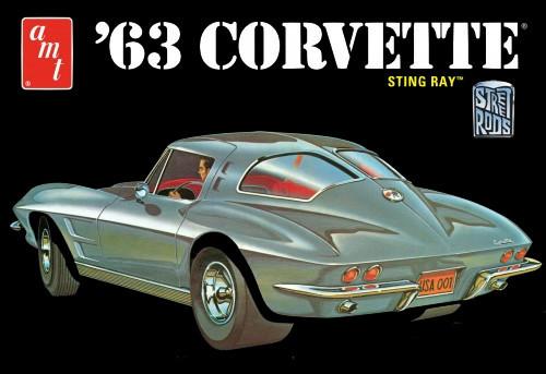 AMT 1/25 1963 Chevy Corvette Sting Ray Car (3 'n 1) Kit